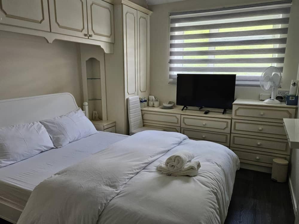 Jays-Rooms Pitsea Eksteriør bilde